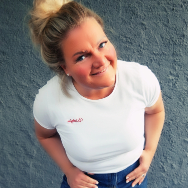 Frau Susanne Biermann